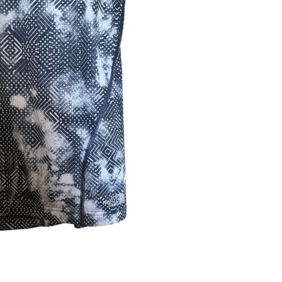 The North Face Seamless Top Womens Medium Multicolor Print Short Sleeve Blouse - Picture 4 of 8